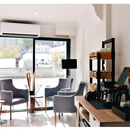 Nefis Hotel